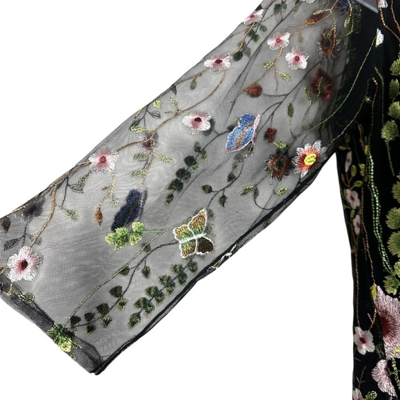 Caroline Rose Garden Walk Embroidered Floral Tunic Blouse Black Mesh Size Small - Picture 7 of 15